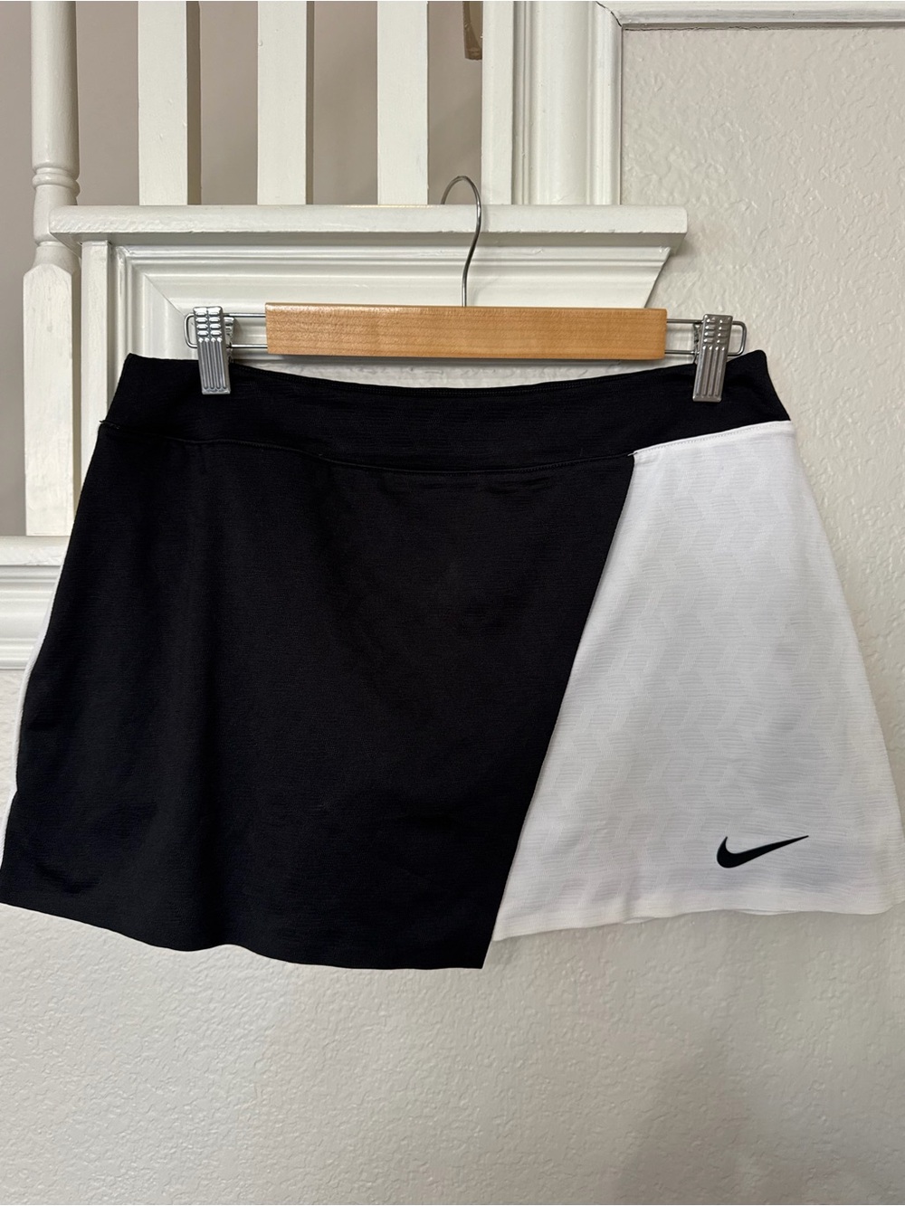 Nike Two-Tone Black and White Athletic Skort